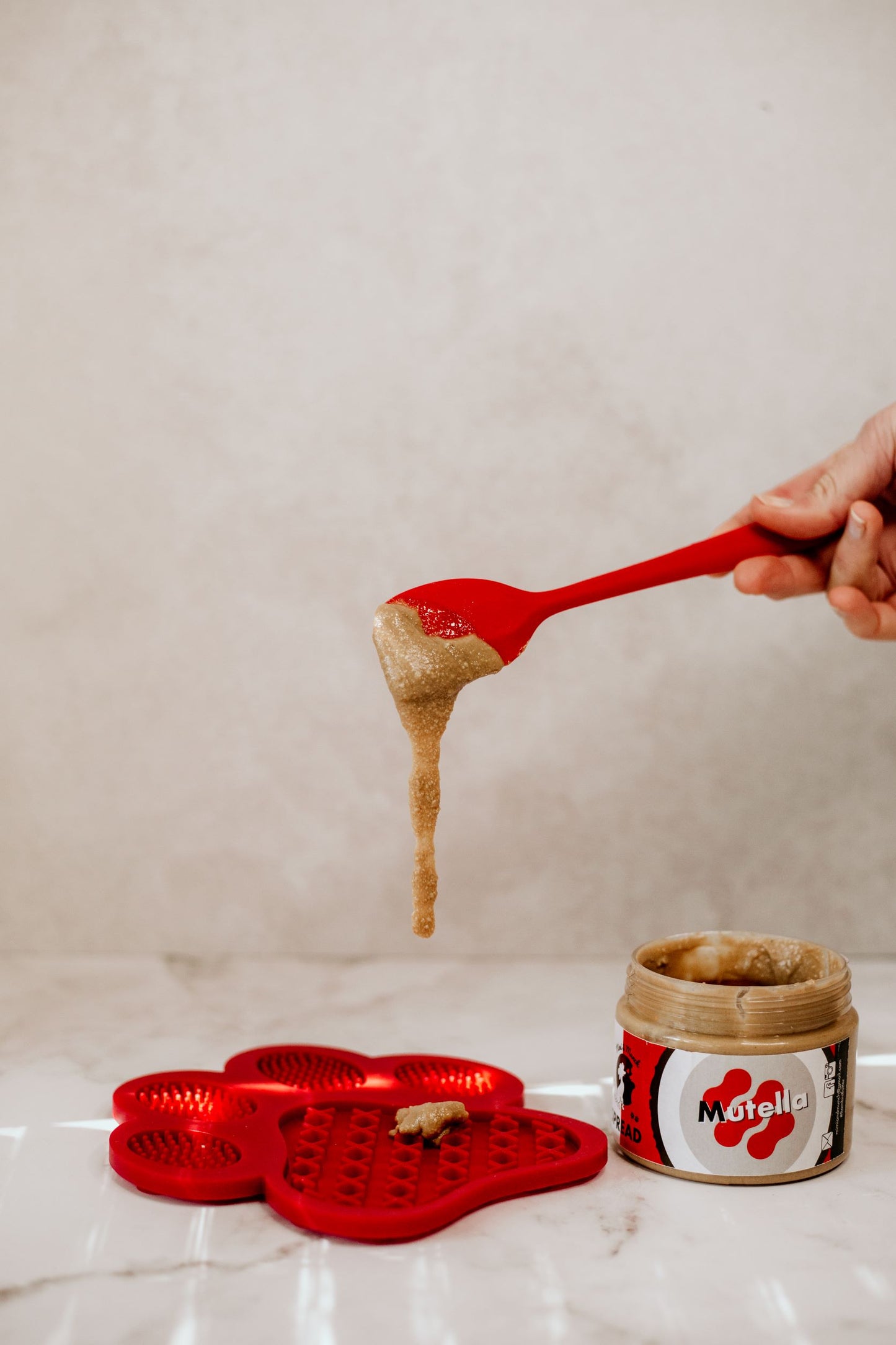 Enrichment Paw LickMat With a FREE Mini Spatula