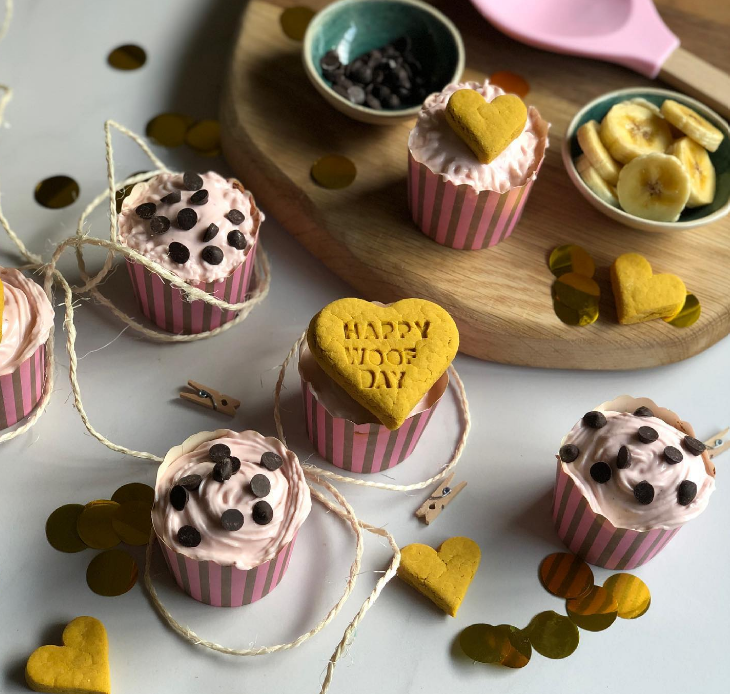 Bananut Carob Pudding Pupcakes